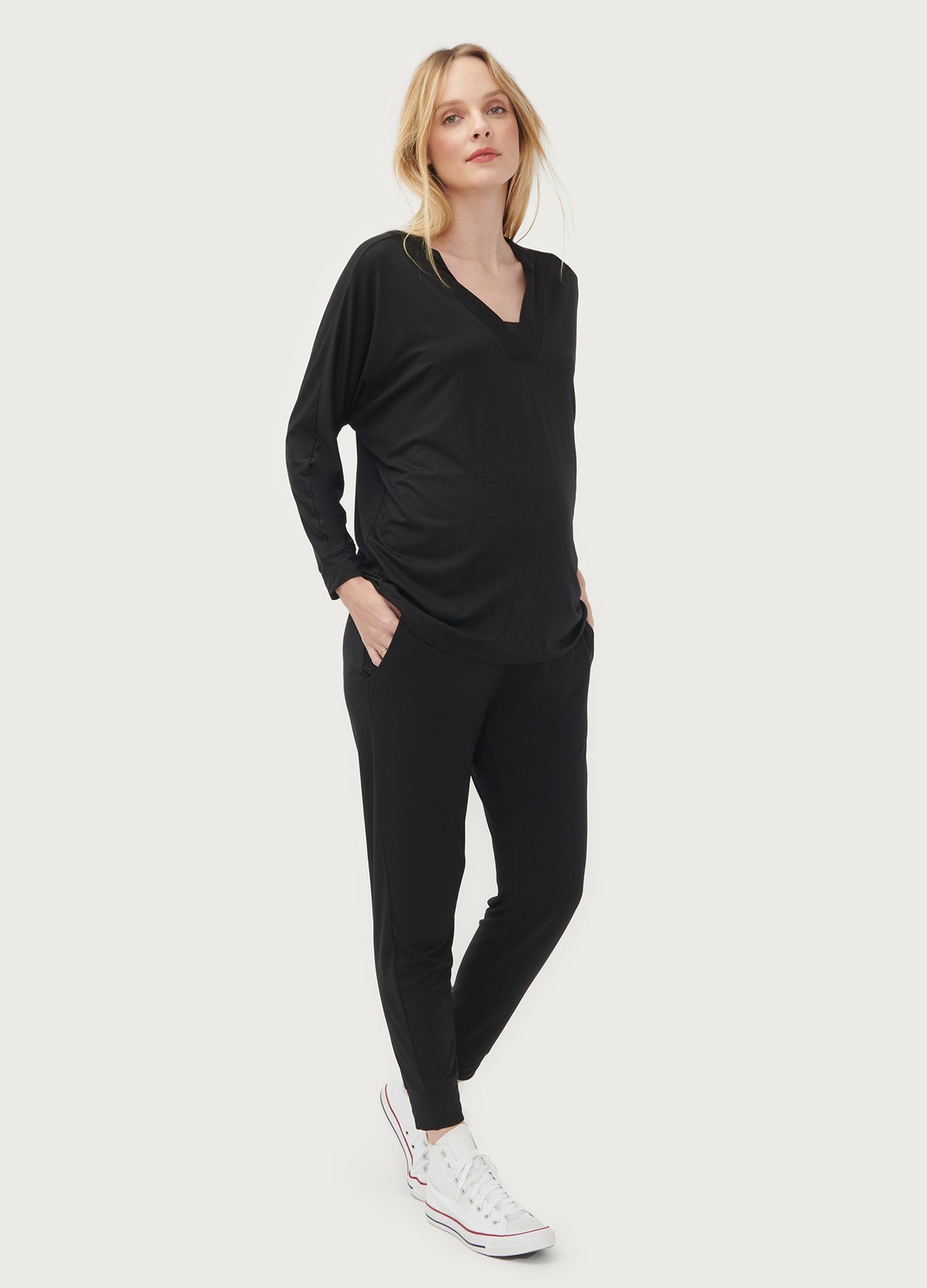 color:black